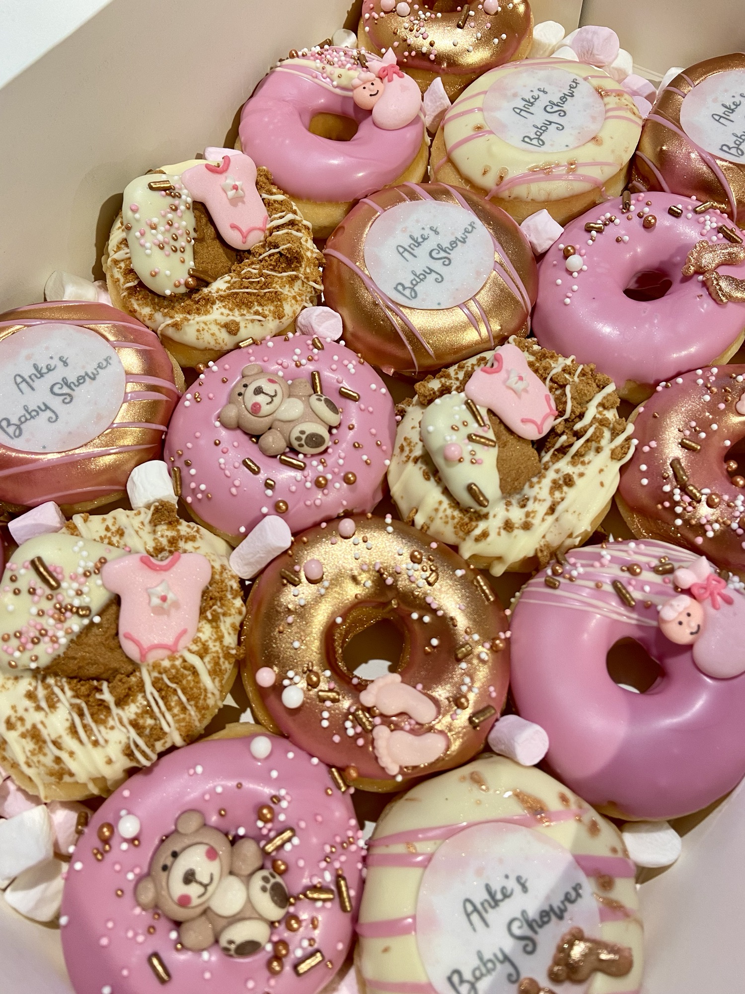 babyshower donuts roze